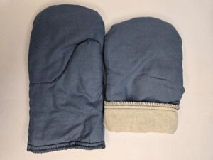 Рукавицы утепленные на ВАТИНЕ